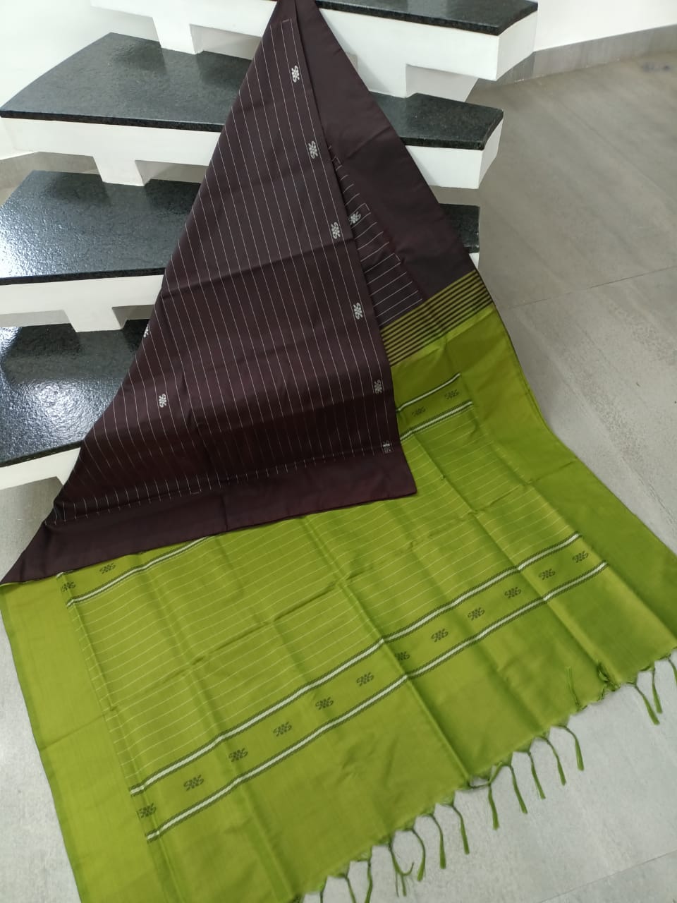 Vazhainaar Pattu Saree