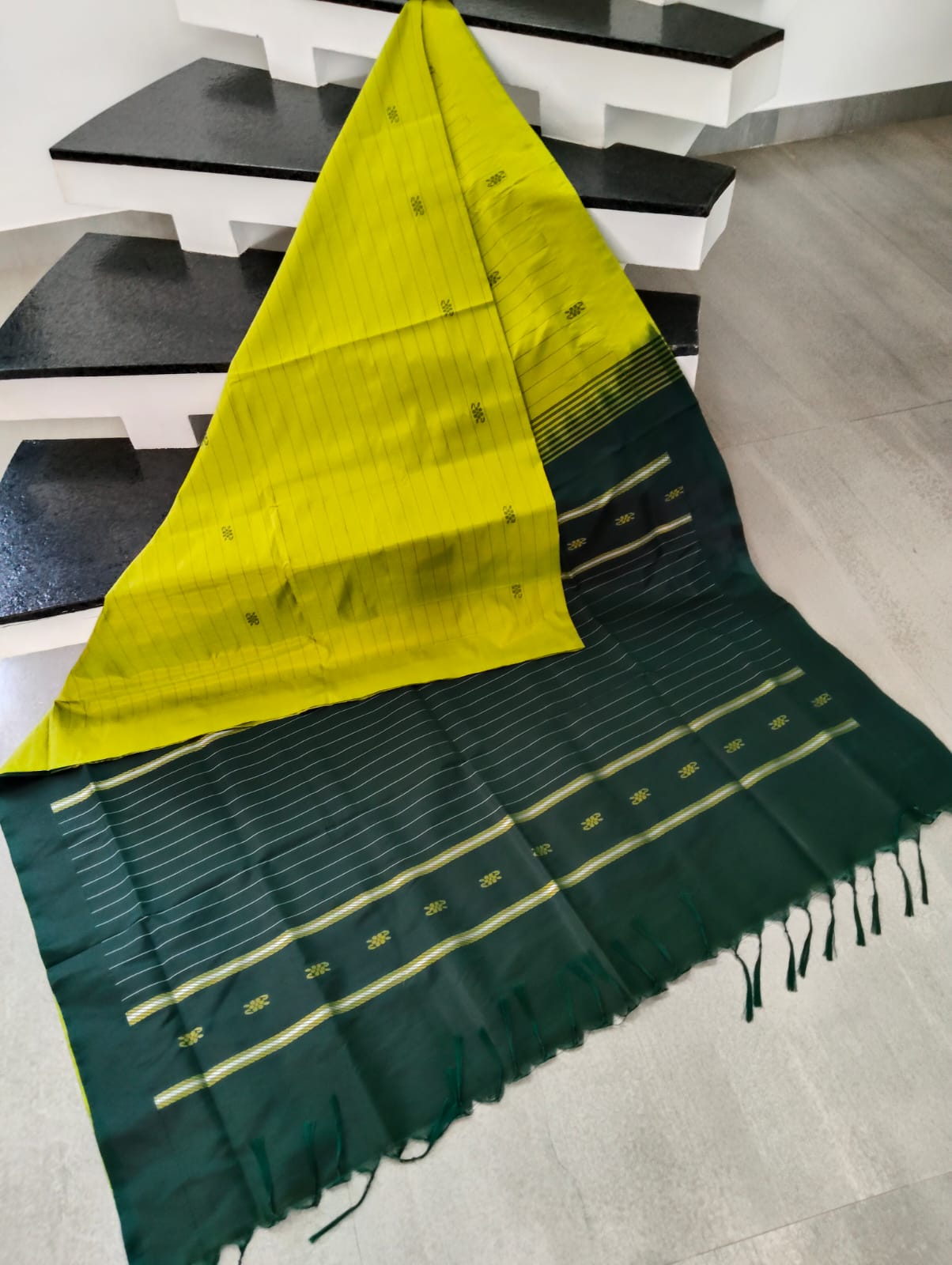 Karthigai silk cotton rettapeta rudraksham border with muthu kattam checks deep blue